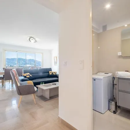 3-br Near Downtown Sea View Parking Appartement