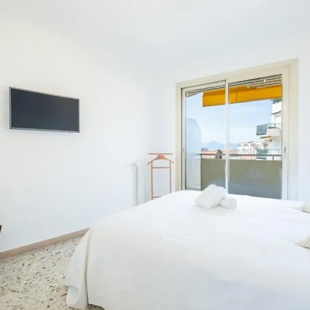 3-br Near Downtown Sea View Parking Cannes