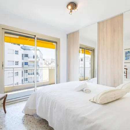 Appartamento 3-br Near Downtown Sea View Parking