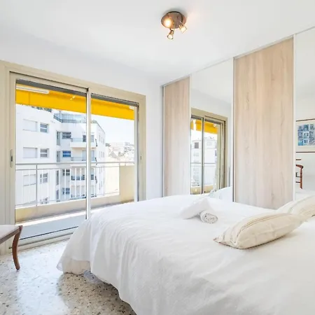 3-br Near Downtown Sea View Parking Apartamento Cannes