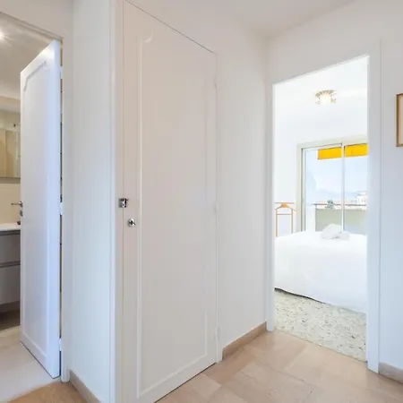 3-br Near Downtown Sea View Parking Apartamento